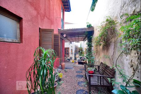 Casa à venda com 320m², 4 quartos e 2 vagasÁrea Externa