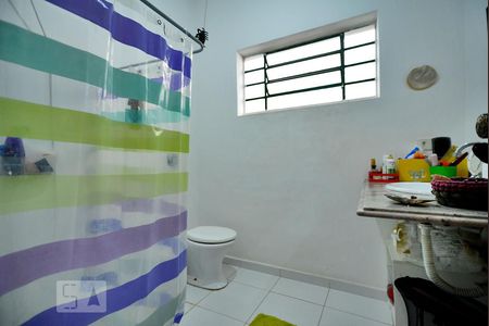 Banheiro da Suíte 3 de casa à venda com 4 quartos, 320m² em Pompeia, São Paulo