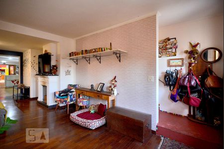 Casa à venda com 320m², 4 quartos e 2 vagasSala