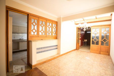 Corredor de casa de condomínio para alugar com 3 quartos, 167m² em Parque Urbano, Porto Alegre