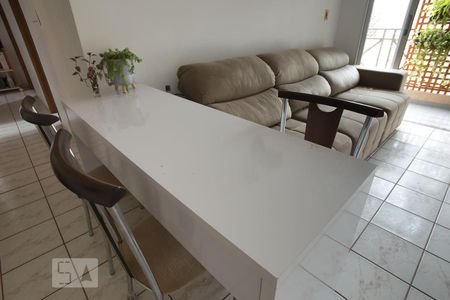 Sala - mesa de apartamento para alugar com 2 quartos, 64m² em Residencial Flórida, Ribeirão Preto
