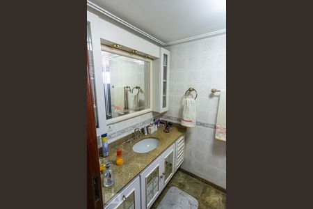 Apartamento à venda com 210m², 3 quartos e 2 vagasBanheiro Social