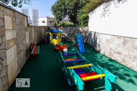 Apartamento à venda com 210m², 3 quartos e 2 vagasÁrea Comum - Playground