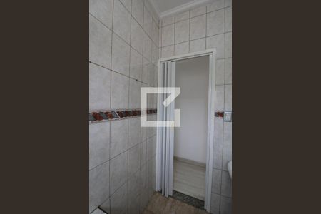 Casa à venda com 162m², 3 quartos e 2 vagasBanheiro 