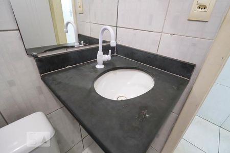 Banheiro de apartamento para alugar com 1 quarto, 35m² em Setor Centro Oeste, Goiânia