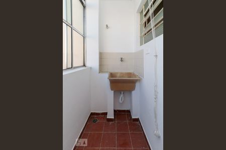 Apartamento para alugar com 54m², 2 quartos e sem vaga Apartamento para alugar com 54m², 2 quartos e sem vagaÁrea de serviço