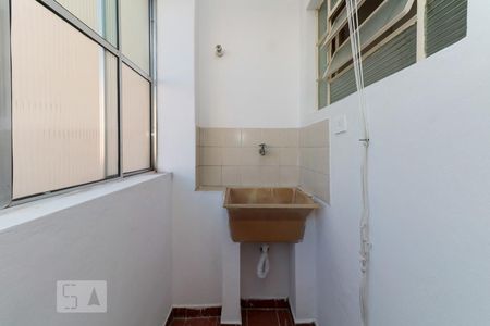 Apartamento para alugar com 54m², 2 quartos e sem vaga Apartamento para alugar com 54m², 2 quartos e sem vagaÁrea de serviço