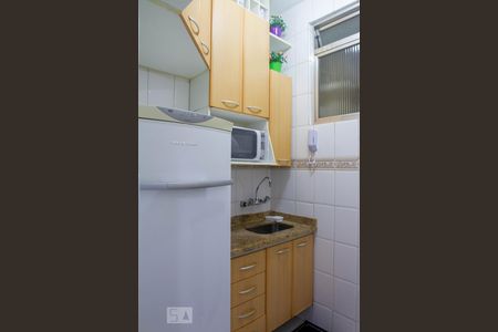 Apartamento à venda com 60m², 2 quartos e sem vagaCozinha