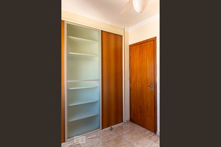 Quarto 1 de apartamento para alugar com 2 quartos, 62m² em Ipiranga, São Paulo