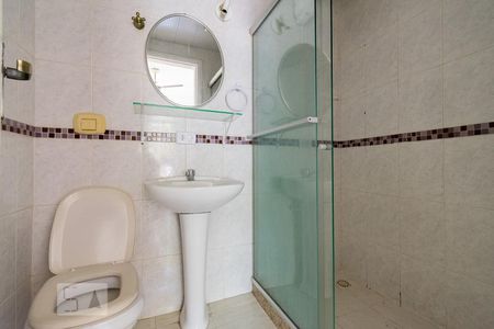 Casa de condomínio à venda com 200m², 3 quartos e 1 vagaBanheiro da Suíte