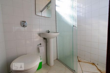Casa de condomínio à venda com 200m², 3 quartos e 1 vagaBanheiro - 3º Andar