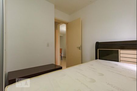 Quarto 1 de apartamento para alugar com 2 quartos, 45m² em Vila Carminha, Campinas