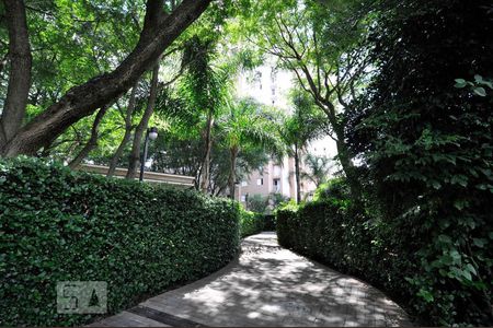 Apartamento à venda com 70m², 3 quartos e 2 vagasEntrada