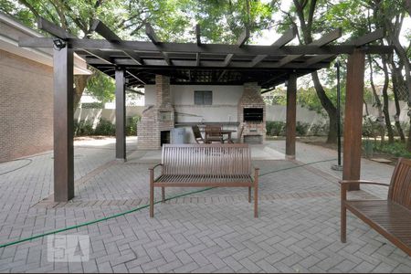 Apartamento à venda com 70m², 3 quartos e 2 vagasChurrasqueira