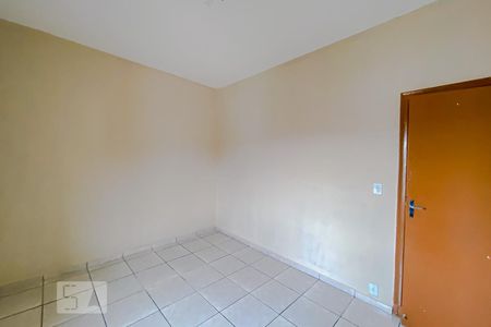 Quarto 2 de casa para alugar com 2 quartos, 70m² em Vila Alpina, São Paulo