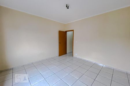 Quarto de casa para alugar com 2 quartos, 70m² em Vila Alpina, São Paulo