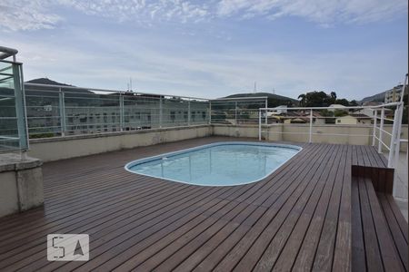 Apartamento à venda com 60m², 2 quartos e 1 vagaÁrea comum - Piscina