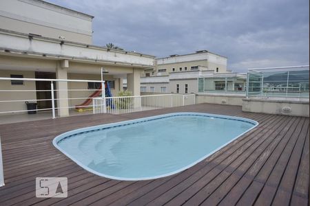Apartamento à venda com 60m², 2 quartos e 1 vagaÁrea comum - Piscina