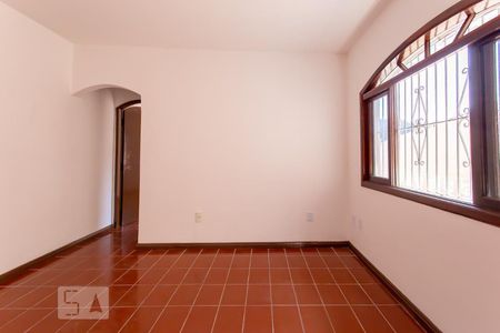 Sala de casa para alugar com 2 quartos, 174m² em Parque Terra Nova II, São Bernardo do Campo