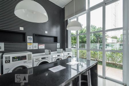 Apartamento à venda com 38m², 1 quarto e 1 vaga Apartamento à venda com 38m², 1 quarto e 1 vagaÁrea Comum - Lavanderia