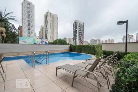 Apartamento à venda com 38m², 1 quarto e 1 vaga Apartamento à venda com 38m², 1 quarto e 1 vagaÁrea Comum - Piscina