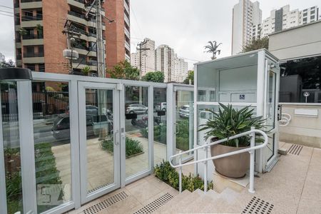 Apartamento à venda com 38m², 1 quarto e 1 vaga Apartamento à venda com 38m², 1 quarto e 1 vagaÁrea Comum - Acesso