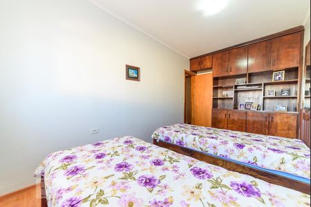 Casa à venda com 413m², 3 quartos e 2 vagasQuarto 2