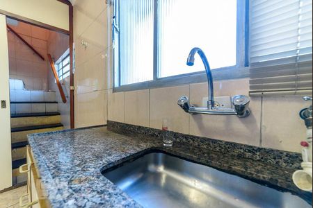 Casa à venda com 413m², 3 quartos e 2 vagasCozinha - Torneira