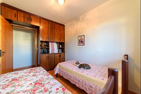 Casa à venda com 413m², 3 quartos e 2 vagasQuarto 1