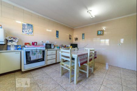 Casa à venda com 413m², 3 quartos e 2 vagasCozinha