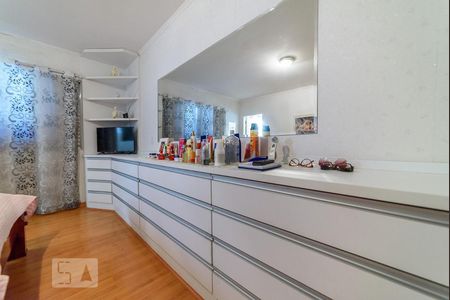 Casa à venda com 413m², 3 quartos e 2 vagasSuíte