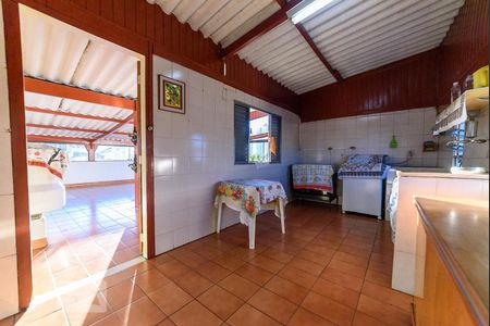 Casa à venda com 413m², 3 quartos e 2 vagasÁrea de Serviço