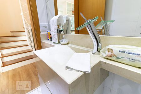 Apartamento à venda com 95m², 2 quartos e 1 vagaLavabo