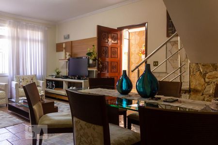 Casa à venda com 150m², 3 quartos e 1 vaga Casa à venda com 150m², 3 quartos e 1 vagaSala de Jantar