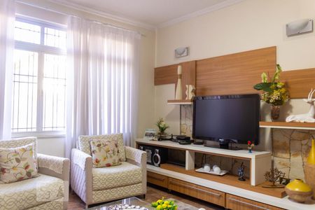 Casa à venda com 150m², 3 quartos e 1 vaga Casa à venda com 150m², 3 quartos e 1 vagaSala de Estar