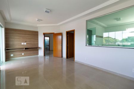 Casa para alugar com 470m², 4 quartos e 4 vagasSuíte 1