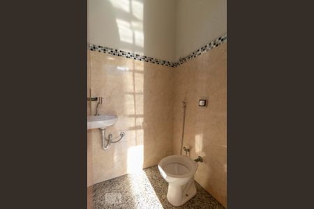 Casa para alugar com 470m², 4 quartos e 4 vagasQuintal