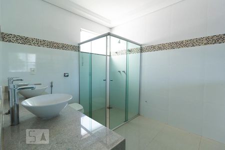 Casa para alugar com 470m², 4 quartos e 4 vagasSuíte 1