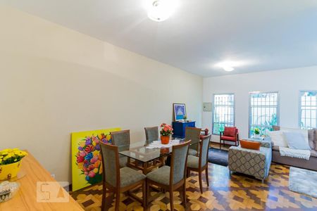 Sala de Estar de casa à venda com 6 quartos, 250m² em Jardim Maria Helena, Guarulhos