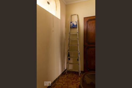 Casa para alugar com 463m², 4 quartos e 5 vagasBanheiro Corredor