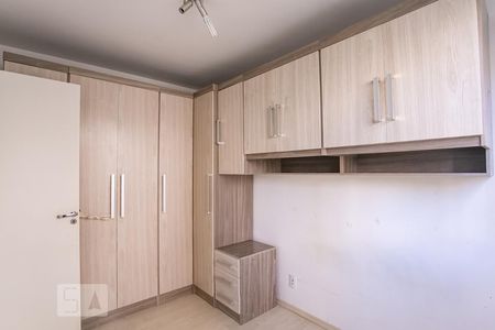 Quarto 1 de apartamento à venda com 2 quartos, 49m² em Cavalhada, Porto Alegre