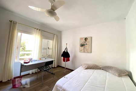 Casa à venda com 270m², 3 quartos e 3 vagasQuarto 2