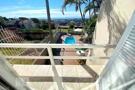 Casa à venda com 270m², 3 quartos e 3 vagasSacada Quarto 2