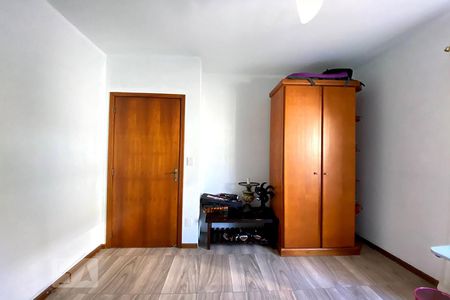 Casa à venda com 270m², 3 quartos e 3 vagasQuarto 3