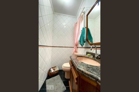 Casa à venda com 270m², 3 quartos e 3 vagasBanheiro 3