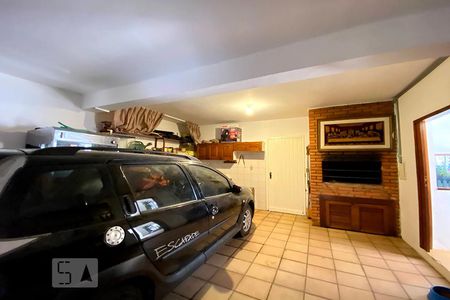 Casa à venda com 270m², 3 quartos e 3 vagasGaragem