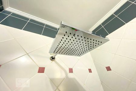 Casa à venda com 270m², 3 quartos e 3 vagasBanheiro 2