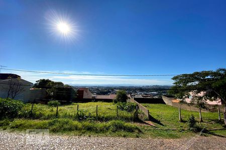 Casa à venda com 270m², 3 quartos e 3 vagasVista Piscina