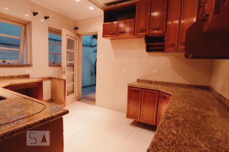 Casa à venda com 500m², 4 quartos e 5 vagasCozinha