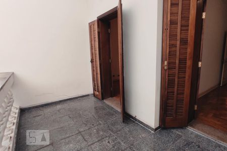 Casa à venda com 500m², 4 quartos e 5 vagasVaranda